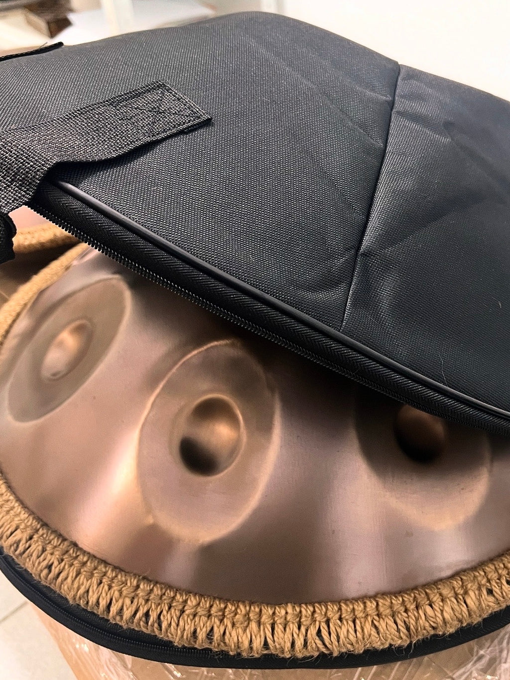 Handpan D Kurd (Re Menor) 9 notas